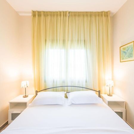 Nereus & Oceanus Beachfront Apartments, Lagonisi Beach #Feelslikehome Ormos Panagias Exteriér fotografie