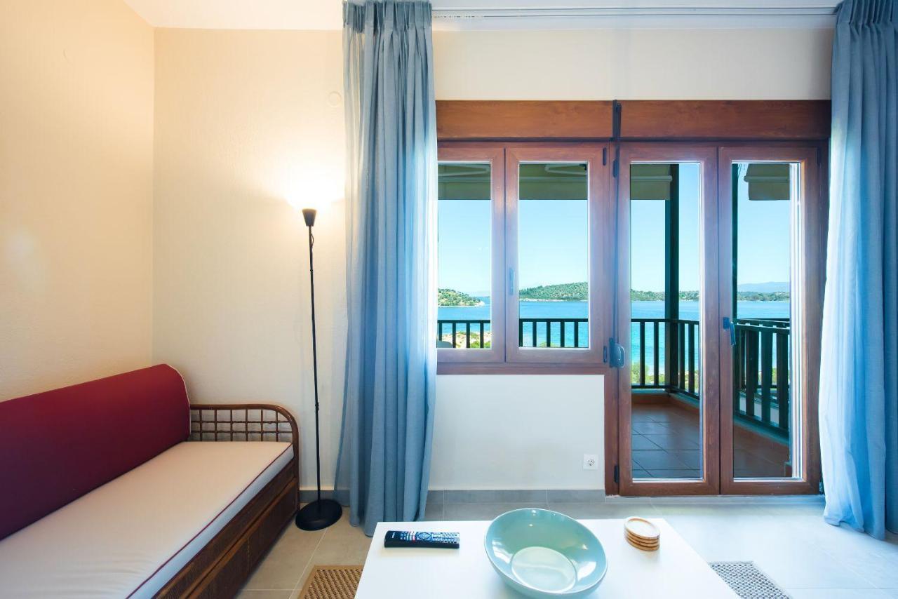 Nereus & Oceanus Beachfront Apartments, Lagonisi Beach #Feelslikehome Ormos Panagias Exteriér fotografie