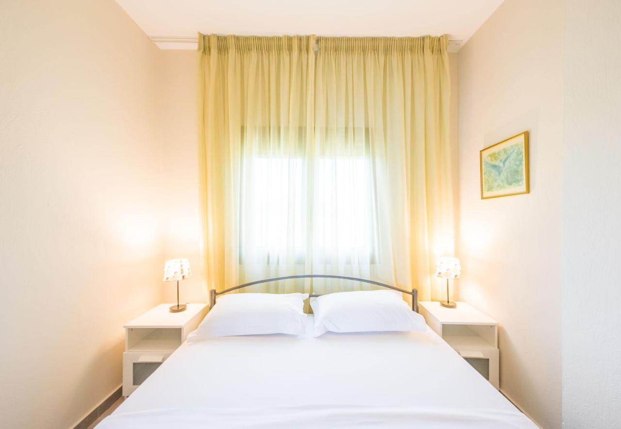 Nereus & Oceanus Beachfront Apartments, Lagonisi Beach #Feelslikehome Ormos Panagias Exteriér fotografie